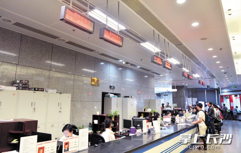 苏州同城24小时医保提取(同城医保卡转移怎么办理)